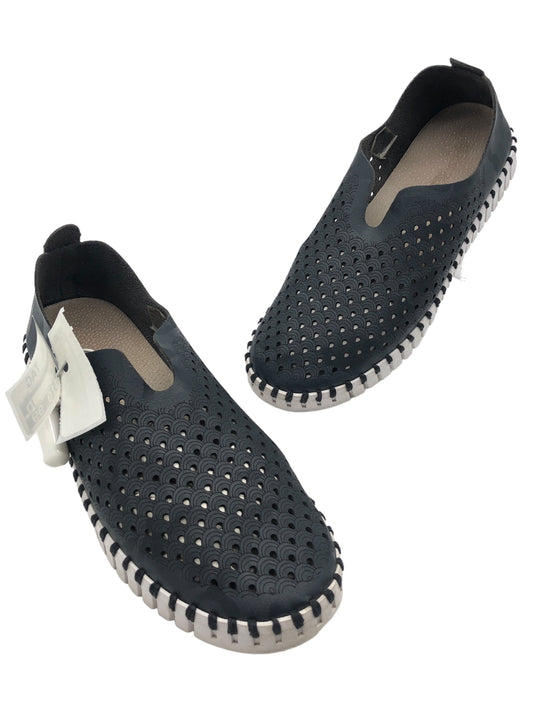 Shoes Flats By Isle Jacobsen   Size: 8.5