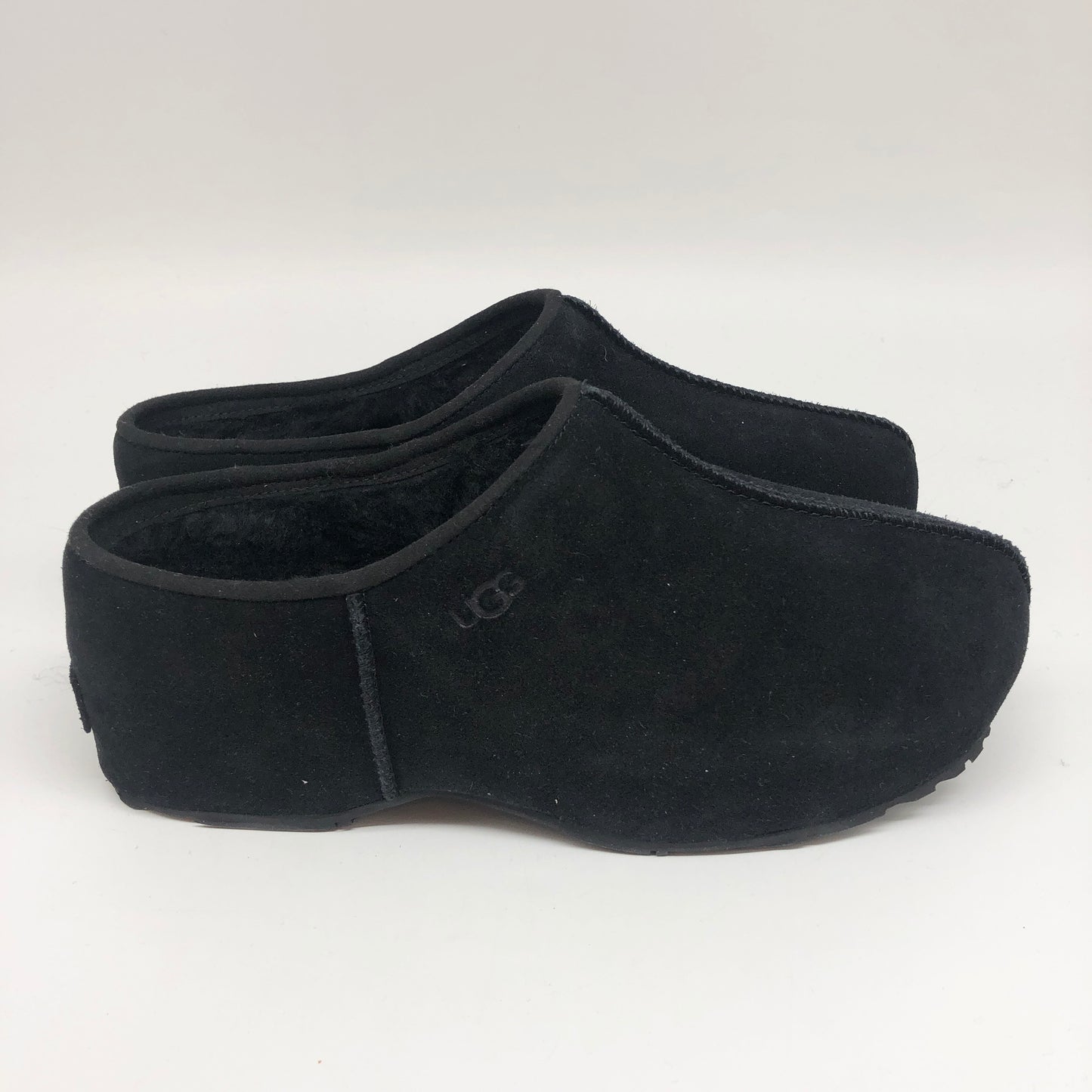 Shoes Heels Wedge By Ugg  Size: 9