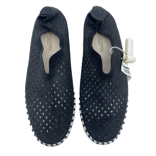 Shoes Flats By Isle Jacobsen  Size: 8.5
