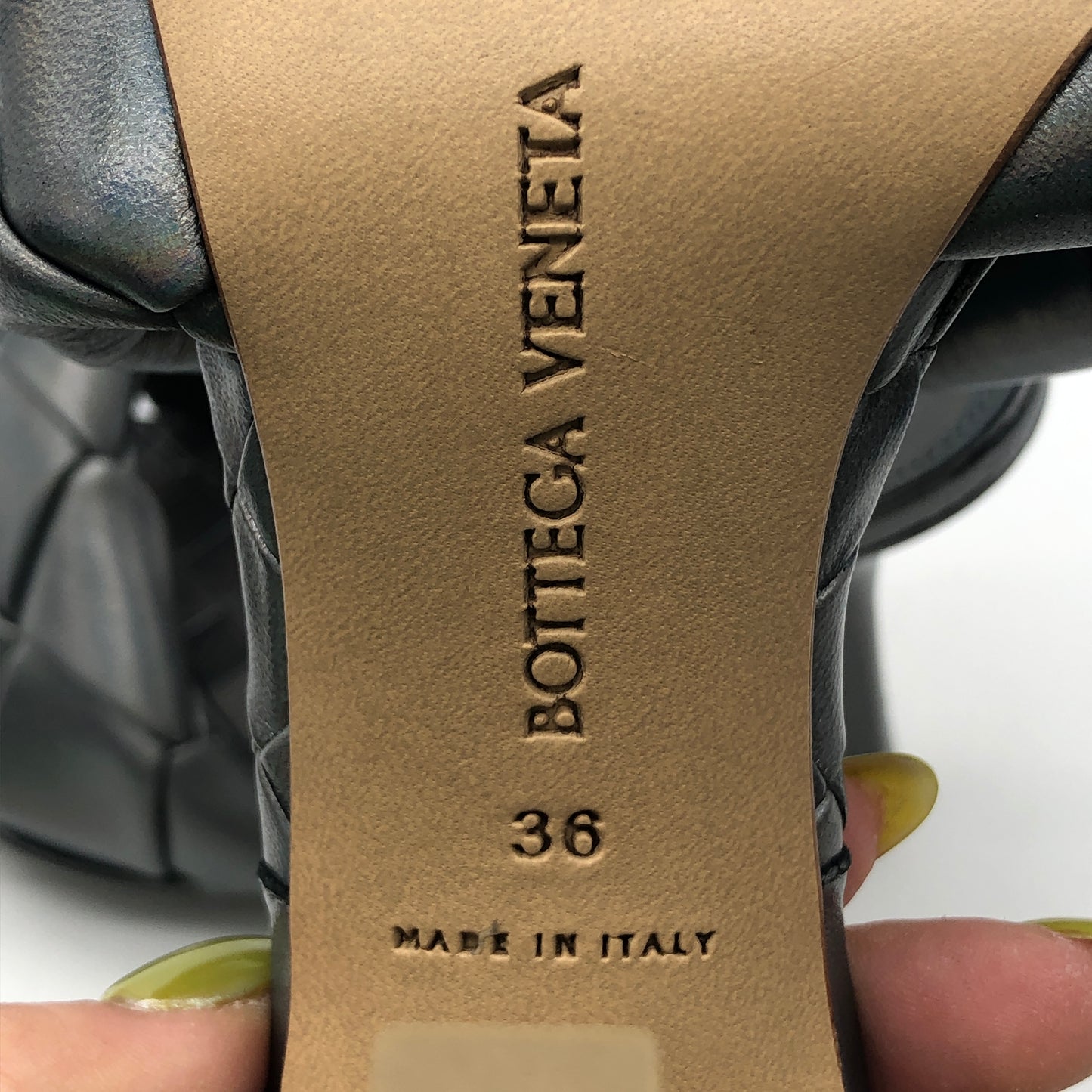 Sandals Luxury Designer By Bottega Veneta  Size: 6